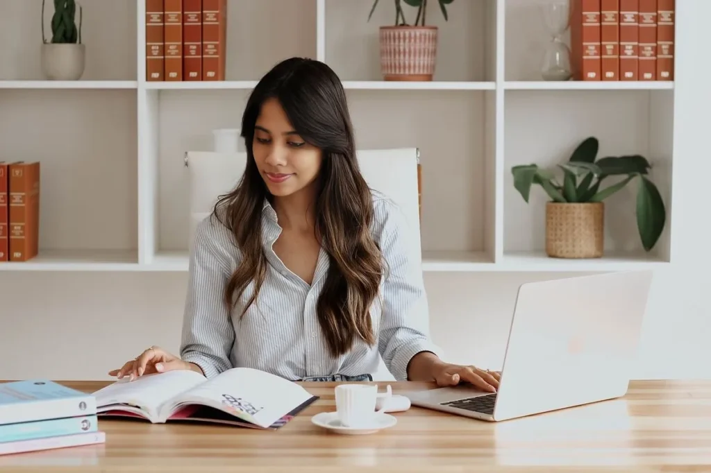 Freelance Digital Marketer In Ernakulam Hero Section Image